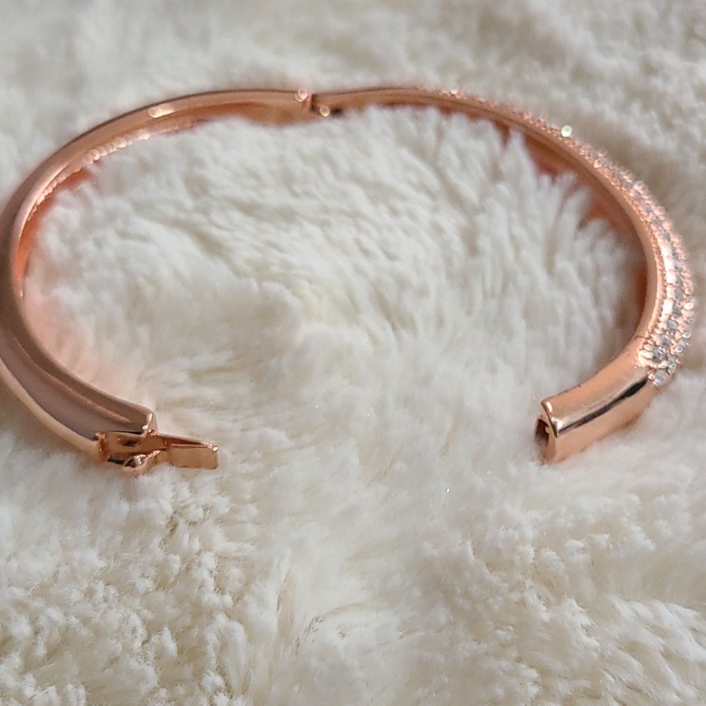 Bangle - Picture 2 of 4